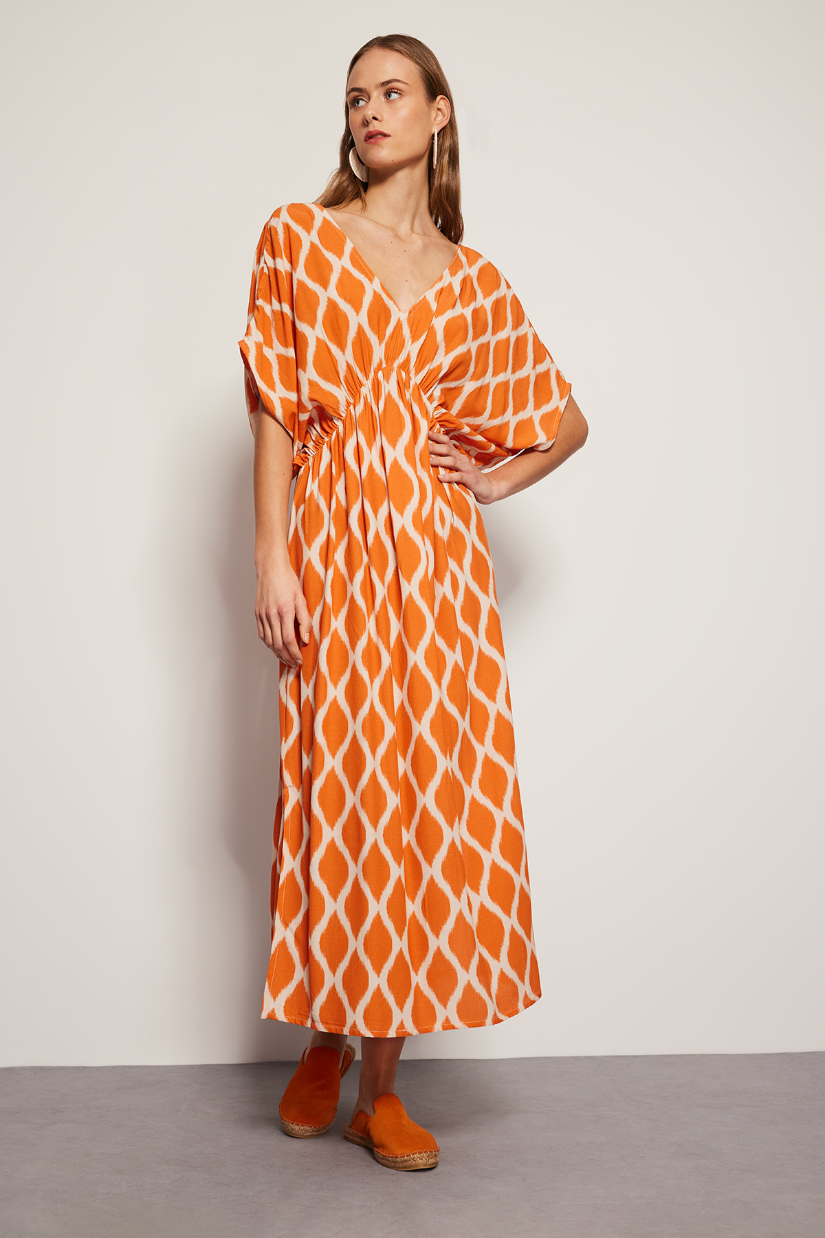 Orange hotsell clothes women